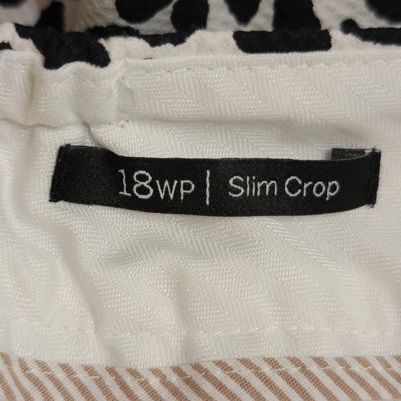 Talbots Slim Crop Cheetah Spot Pants Size 18WP Black White Animal Print NWOT NEW - Picture 6 of 7